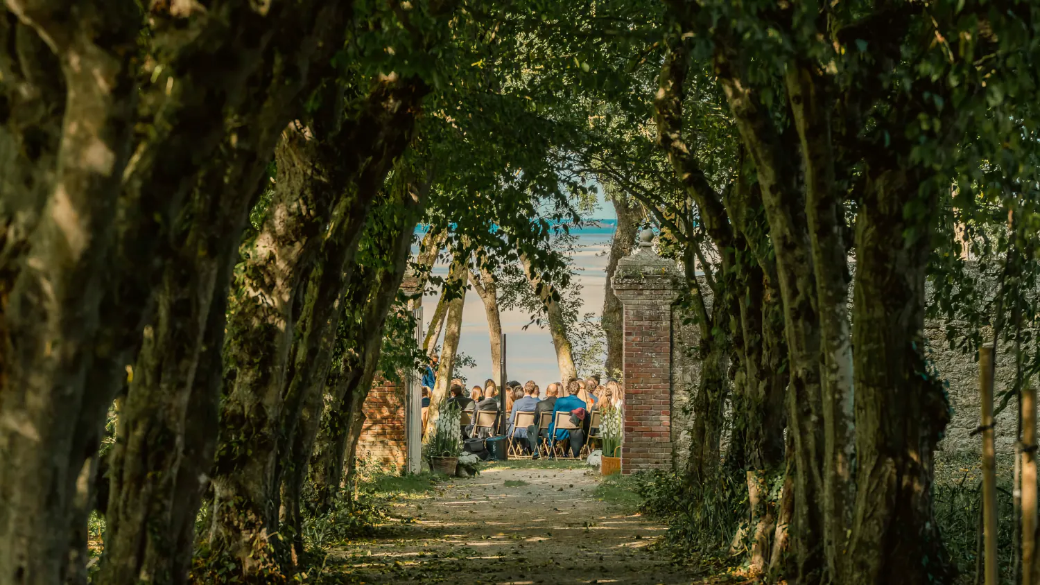 Cérémonie de mariage face à la mer dans les Côtes-d'Armor